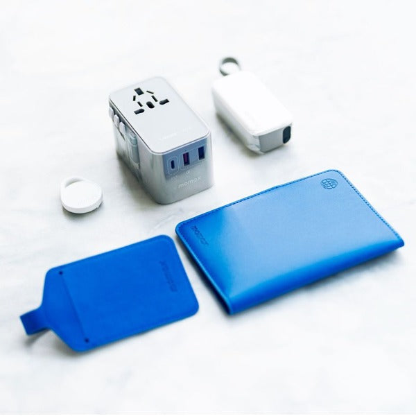 Momax Travel Set Adapter 70W With Cable Built in Type-C +Type-C 3-in 1 Mini Battery Pack+Pinpop+Passport Cover Momax Travel Set Adapter 70W With Cable Built in Type-C +Type-C 3-in 1 Mini Battery Pack+Pinpop+Passport Cover